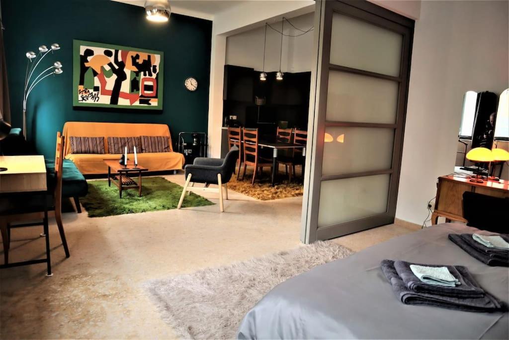 Central Studio In Monastiraki B Athen Eksteriør billede